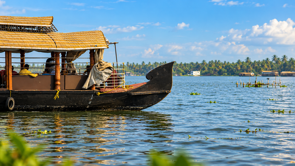 Kavvayi Backwaters boat ride in northern Kerala