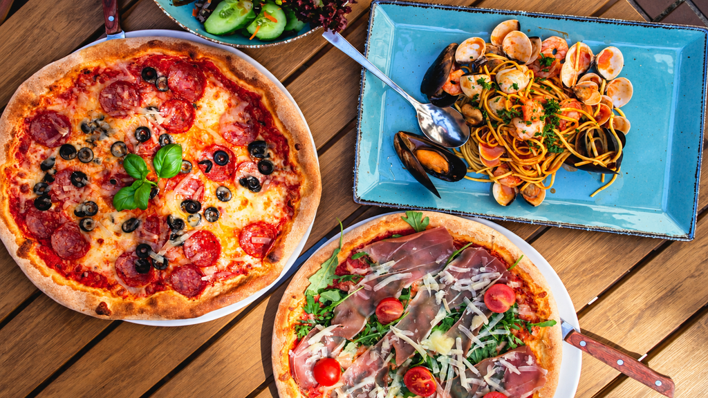 Traditional Italian food with pasta and pizza
