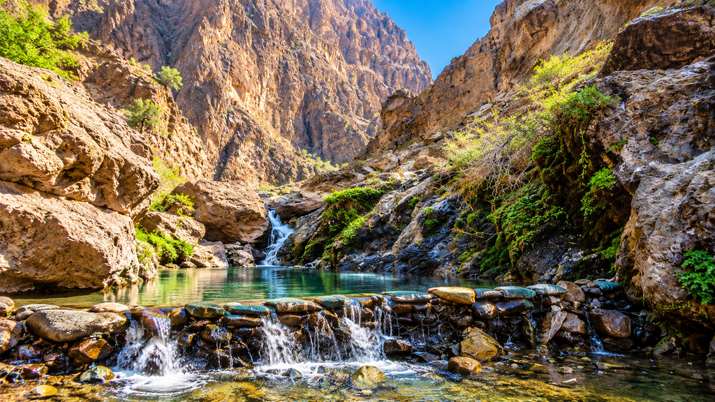 Ain Al Kasfa natural hot spring Oman