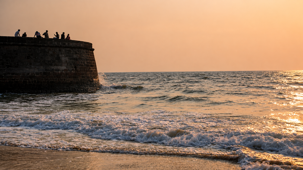 Bekal Fort on the Arabian Sea coast in Pallikere, Kasaragod, Kerala. Bekal Fort Travel Guide