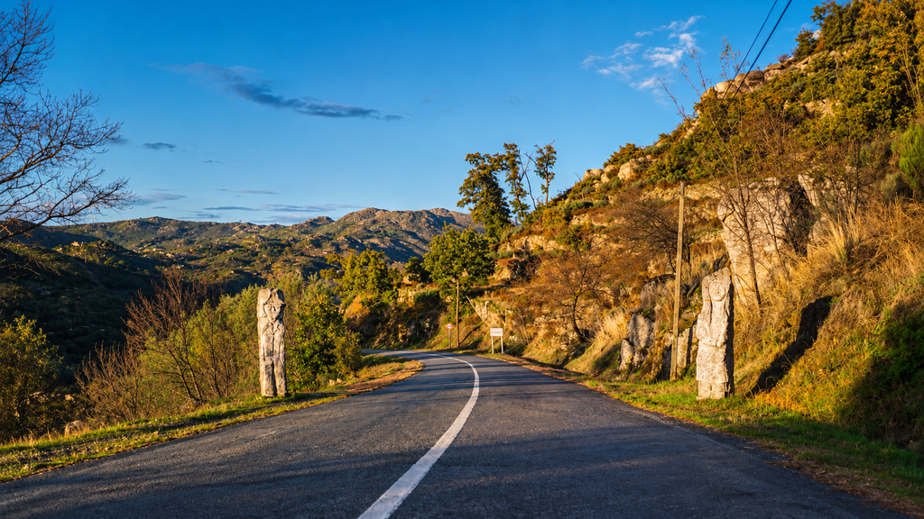 Rocky hills and green countryside near Ramanagaram on the Bangalore to Coorg road trip.